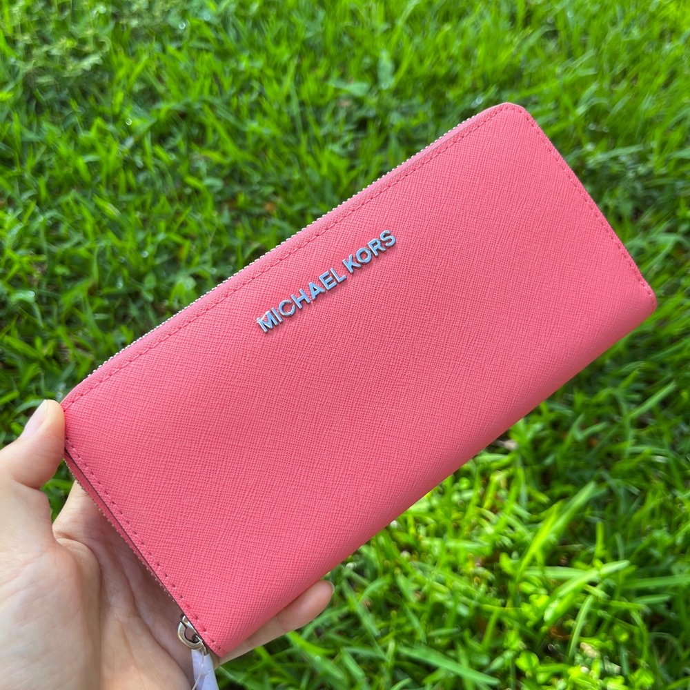 Michael Kors large wallet jet set continental watermelon pink